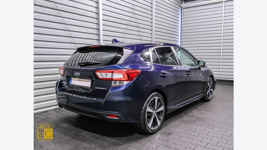 SUBARU Impreza -