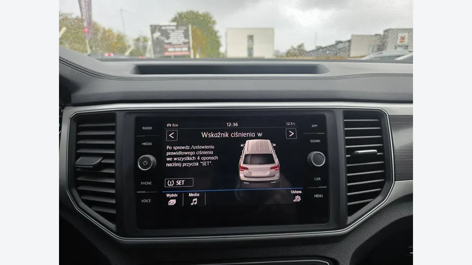 VOLKSWAGEN Atlas -