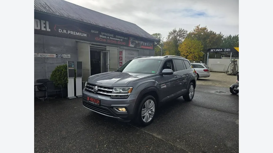 VOLKSWAGEN Atlas -