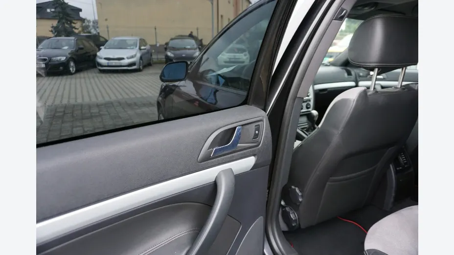 SKODA Octavia -