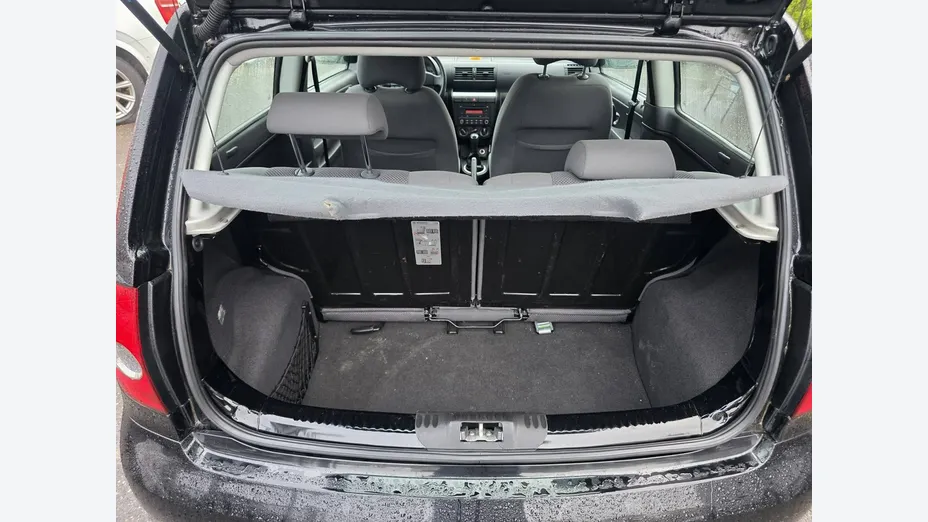 VOLKSWAGEN Fox -