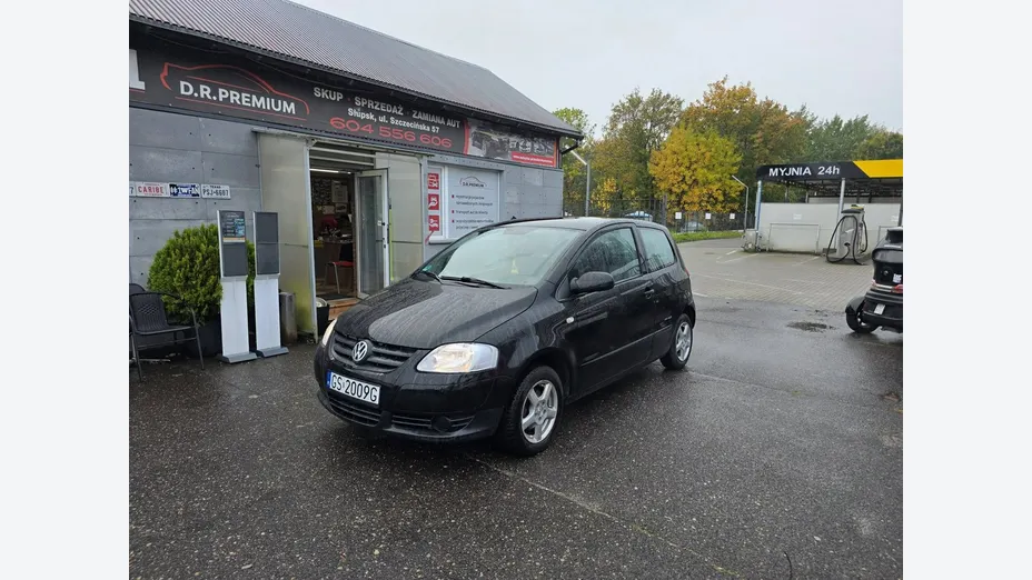 VOLKSWAGEN Fox -