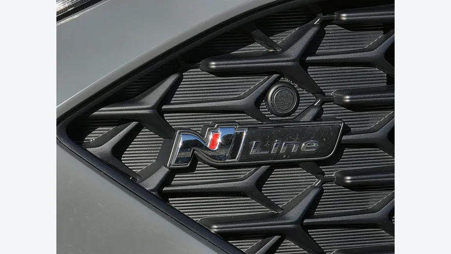 HYUNDAI i30 -
