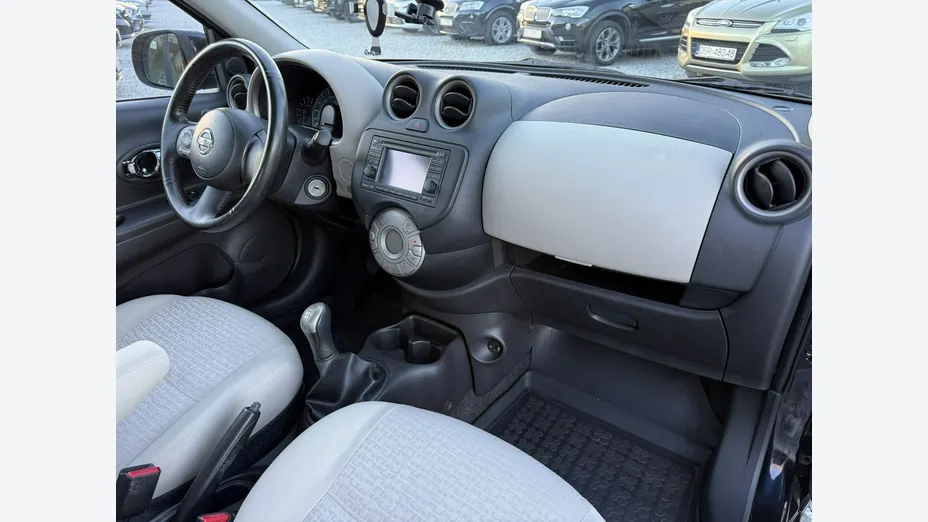 NISSAN Micra -