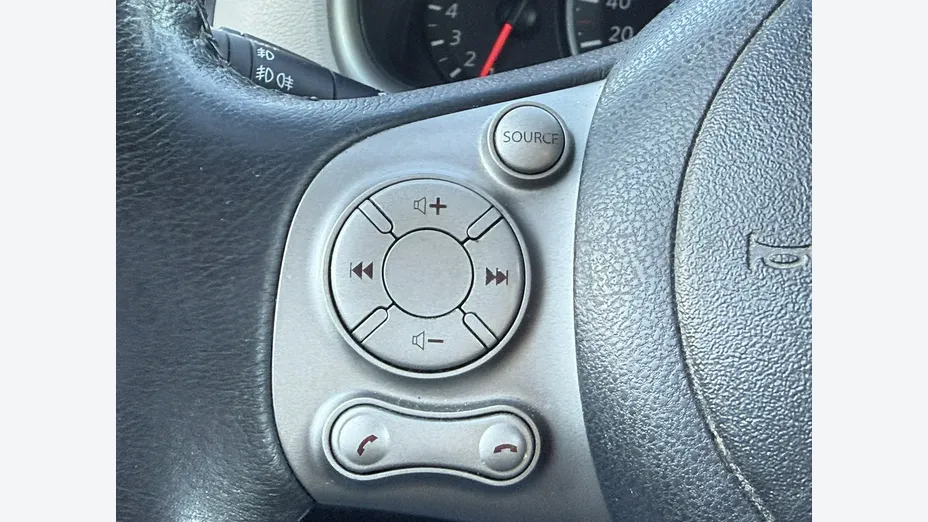 NISSAN Micra -