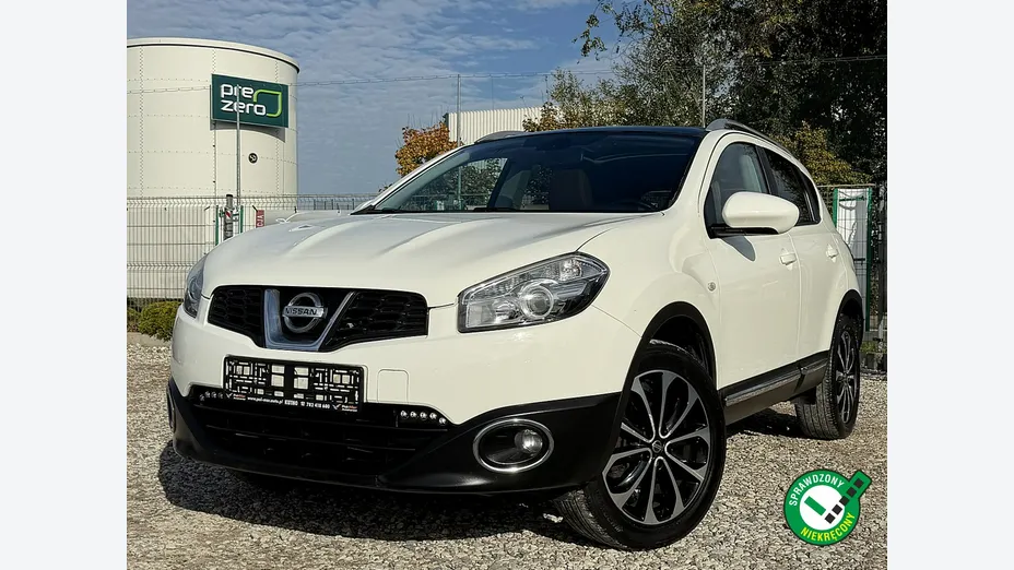 NISSAN Qashqai -