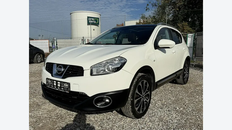 NISSAN Qashqai -