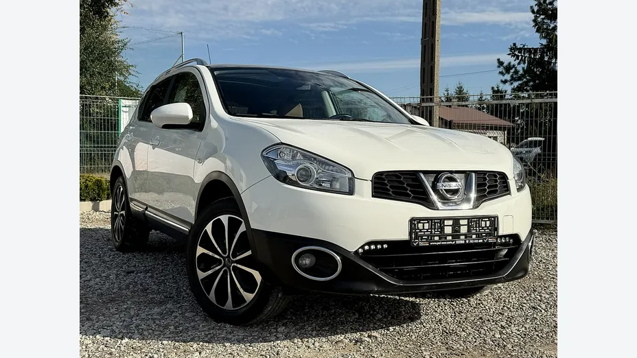 NISSAN Qashqai -