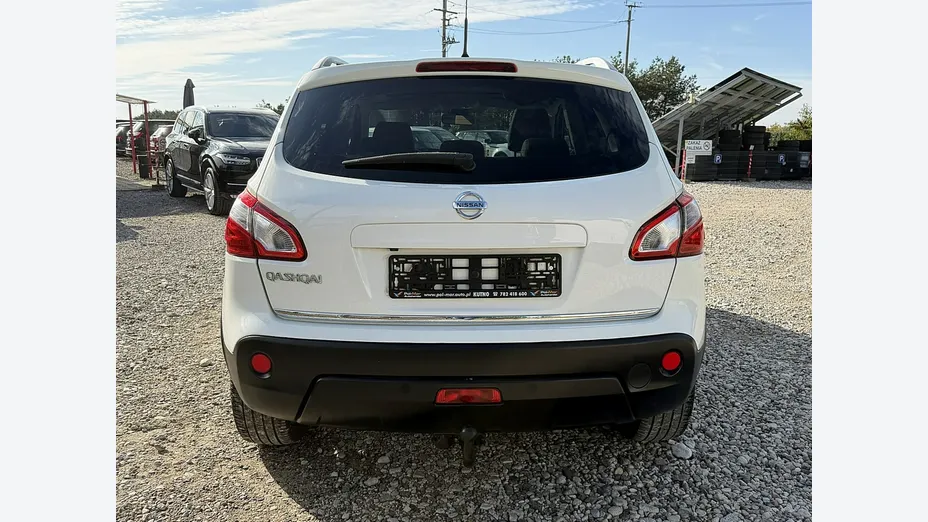 NISSAN Qashqai -