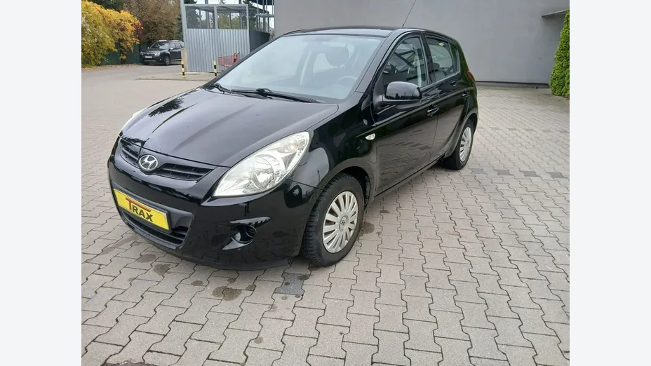 HYUNDAI i20 -