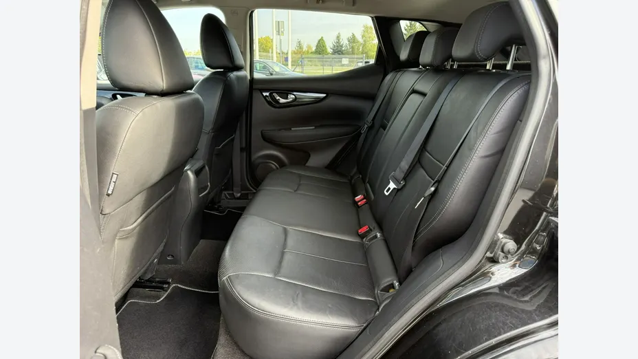 NISSAN Qashqai -