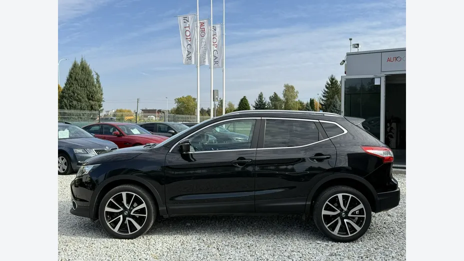 NISSAN Qashqai -