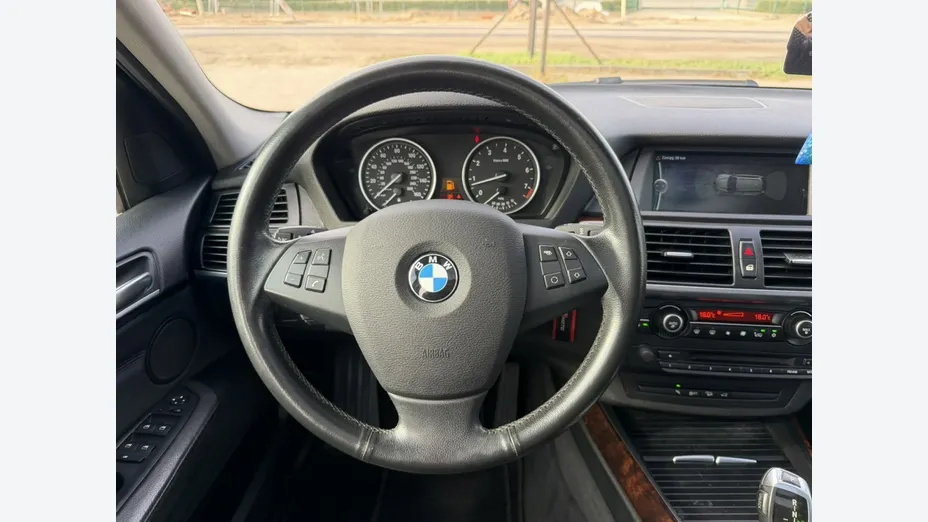 BMW X5 -