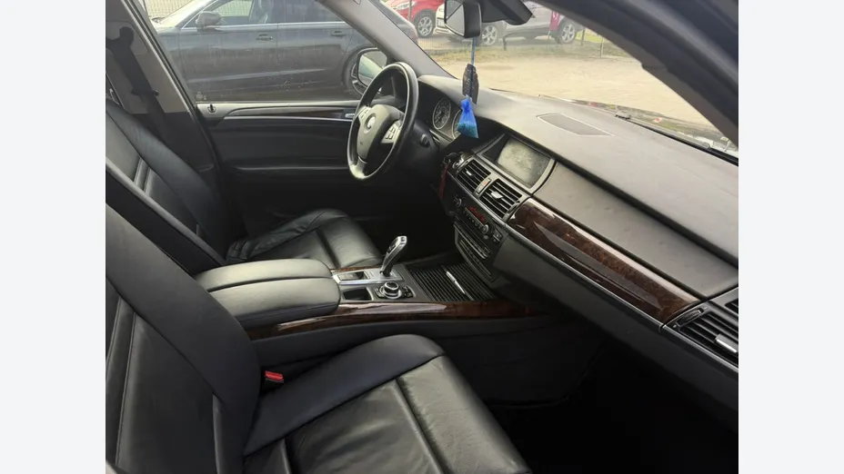 BMW X5 -