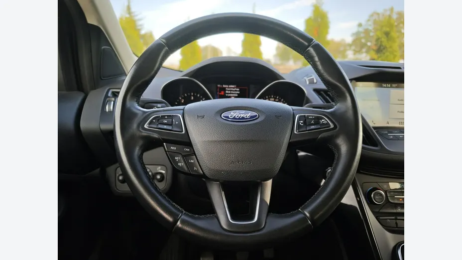 FORD Kuga -