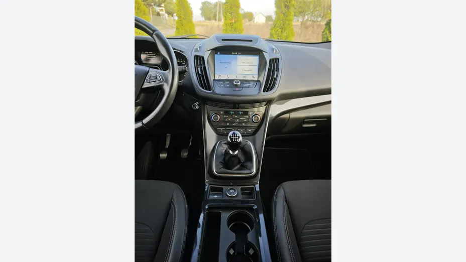 FORD Kuga -