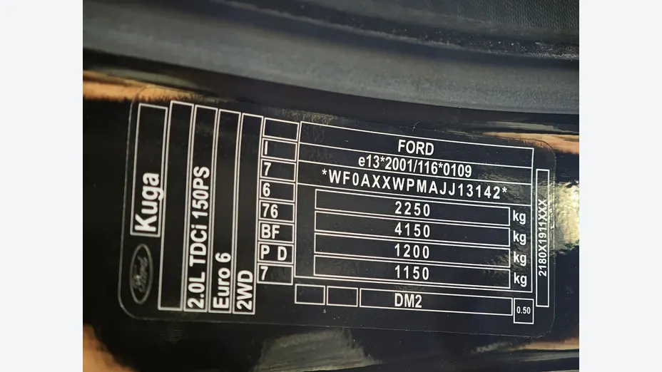 FORD Kuga -