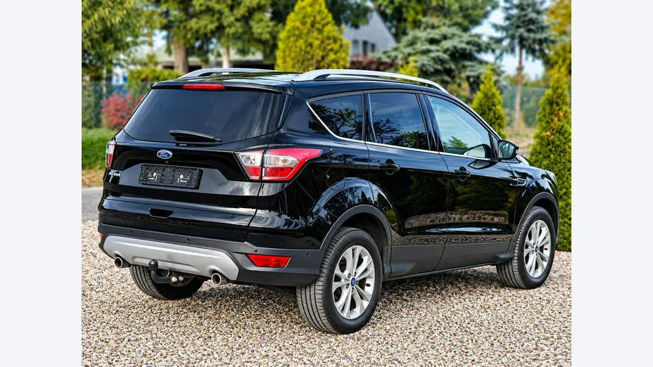 FORD Kuga -