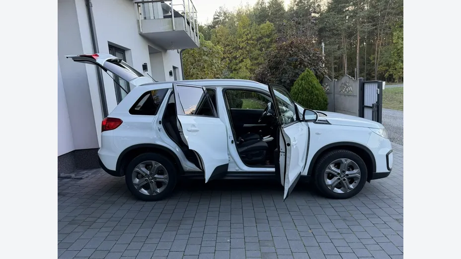 SUZUKI Vitara -