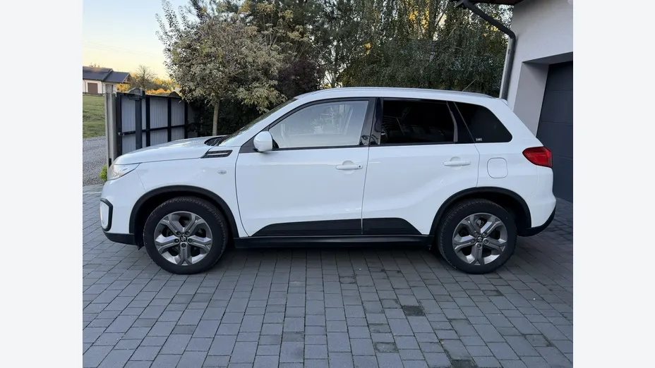 SUZUKI Vitara -