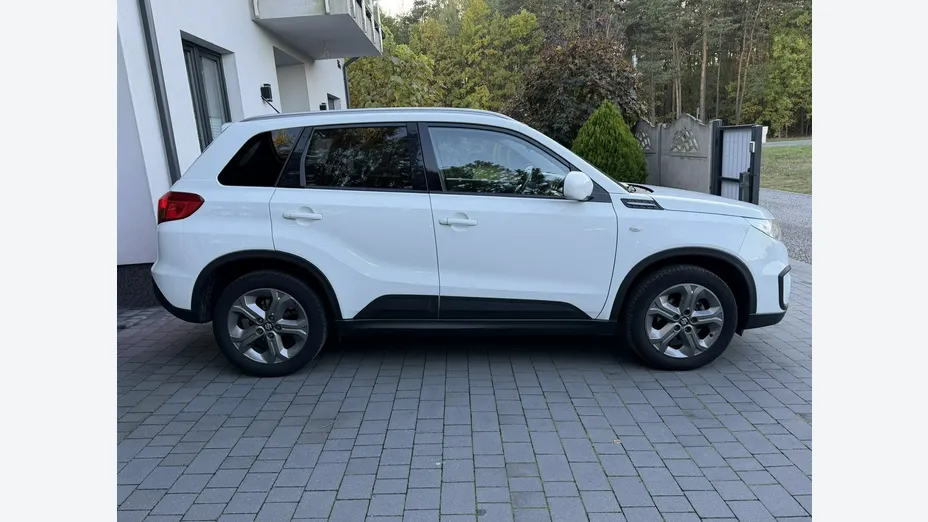 SUZUKI Vitara -
