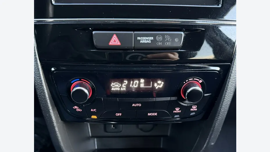 SUZUKI Vitara -