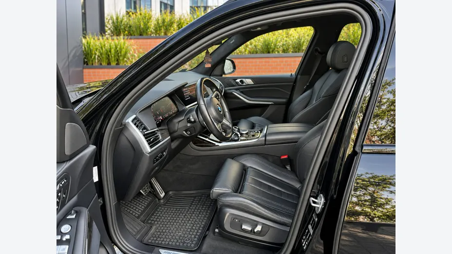 BMW X7 -