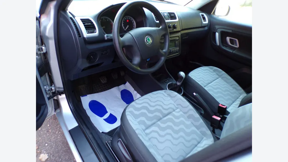 SKODA Roomster -