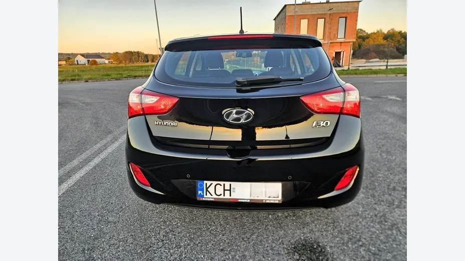 HYUNDAI i30 -