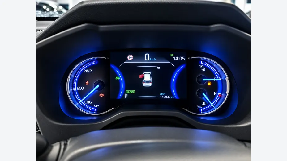 TOYOTA RAV4 -