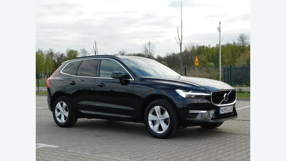 VOLVO XC60 -