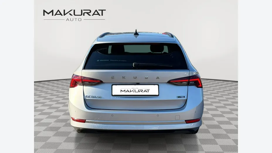 SKODA Octavia -