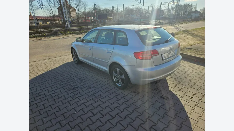 AUDI A3 Sportback -