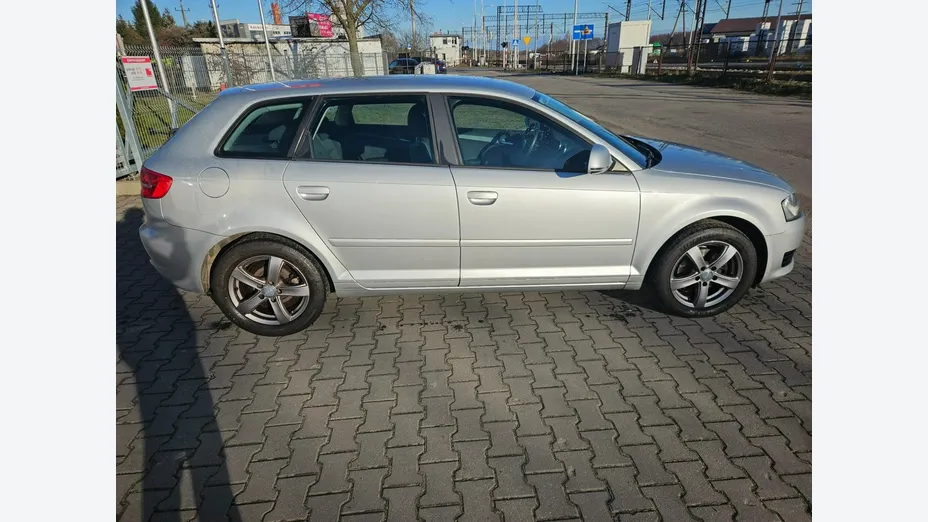AUDI A3 Sportback -