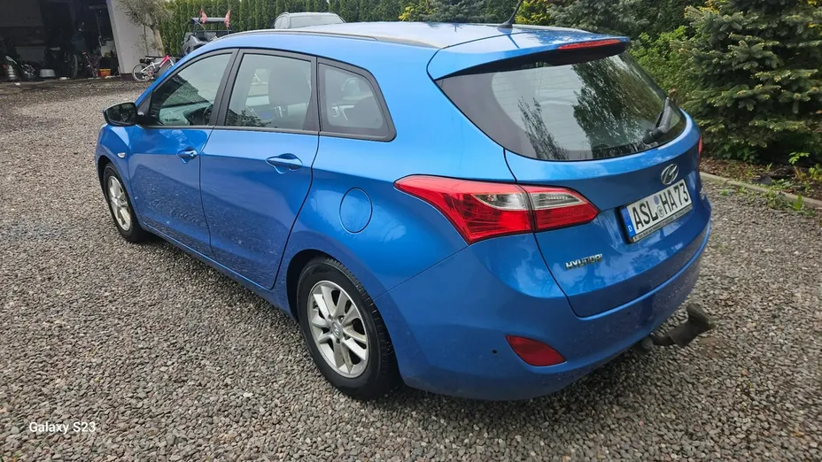 HYUNDAI i30 -