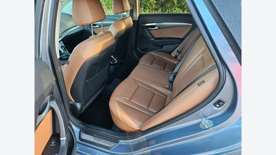 HYUNDAI i40 -