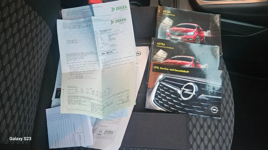 OPEL Astra -