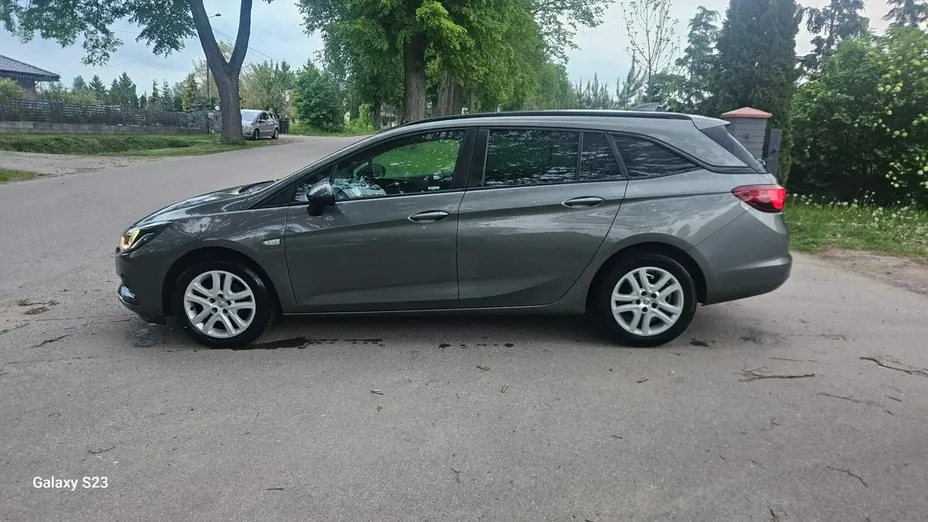 OPEL Astra -