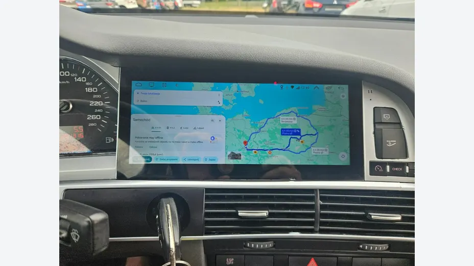 AUDI A6 -
