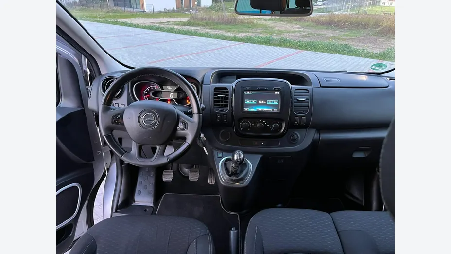 OPEL Vivaro -