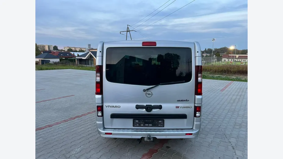 OPEL Vivaro -