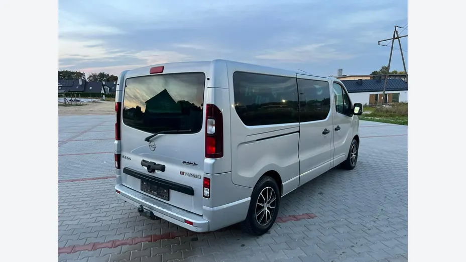 OPEL Vivaro -