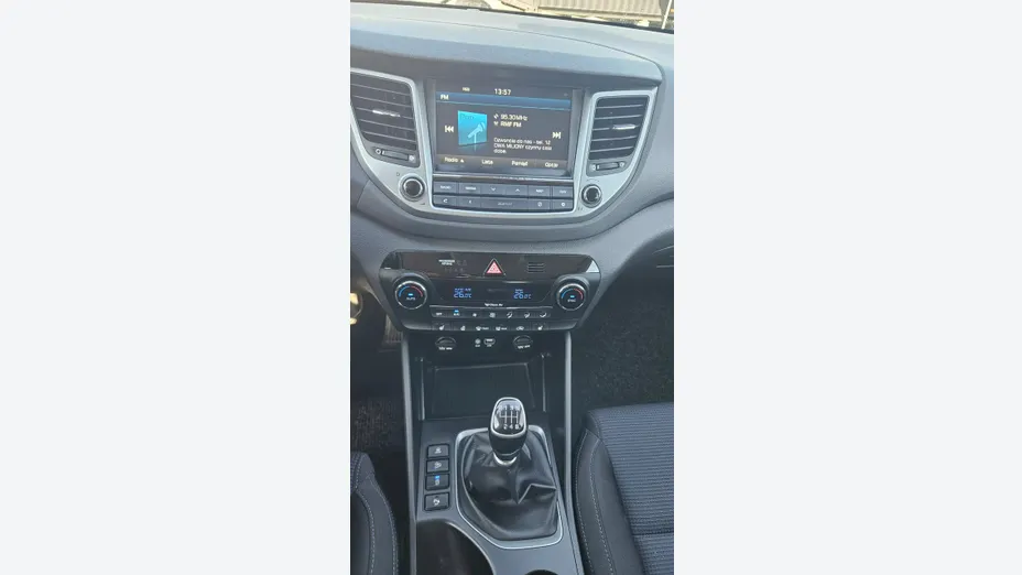 HYUNDAI Tucson -