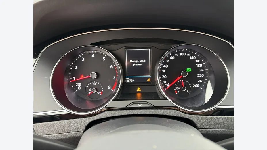 VOLKSWAGEN Passat -