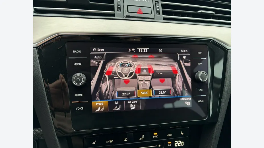 VOLKSWAGEN Passat -