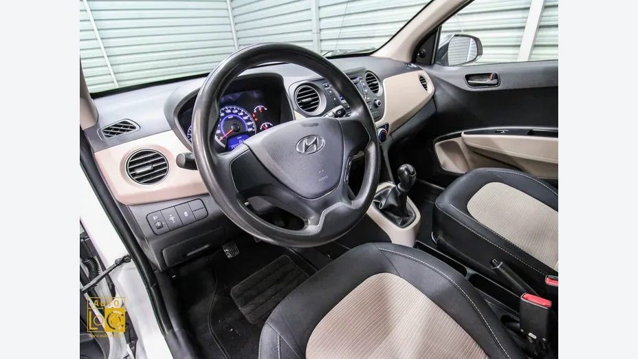 HYUNDAI i10 -
