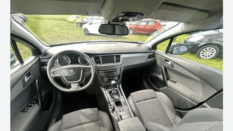 PEUGEOT 508 -