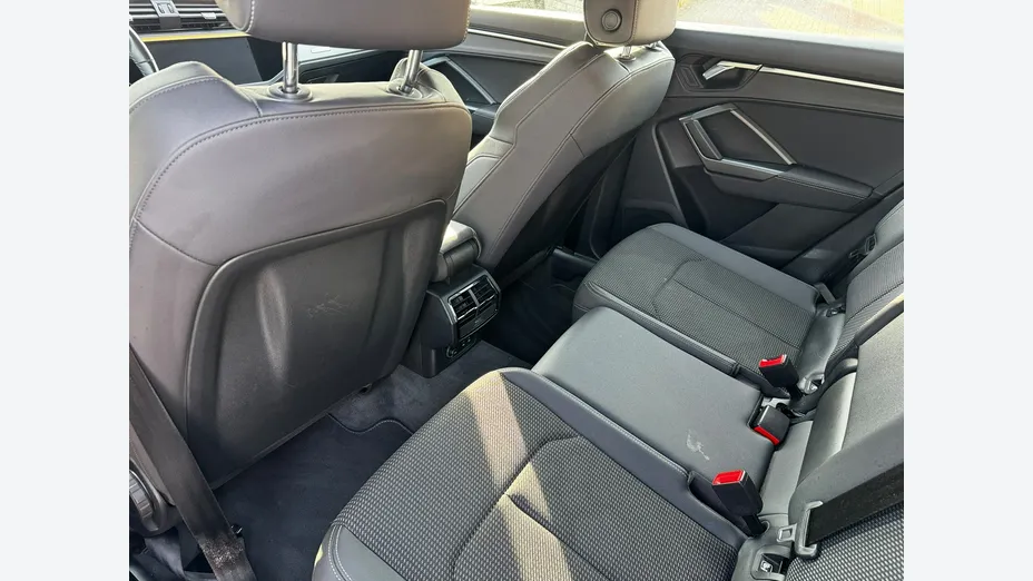 AUDI Q3 Sportback -
