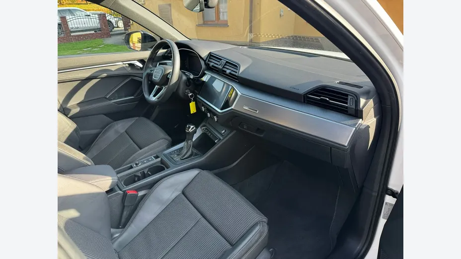 AUDI Q3 Sportback -