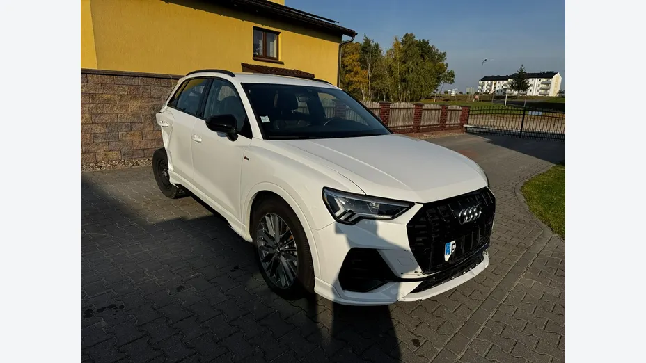 AUDI Q3 Sportback -